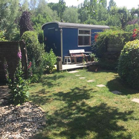 De Akker, Unieke Overnachting In Pipowagens! Ommeren Esterno foto